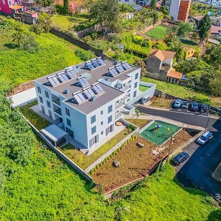 Madalenas Garden L *
